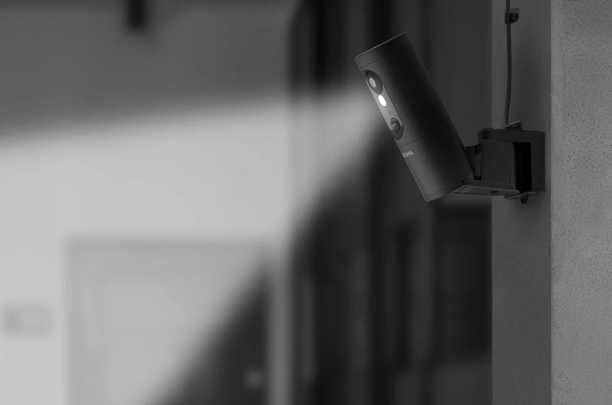 Examen de la caméra de sécurité Bosma Ex Pro : Cette caméra extérieure à suivi automatique est un excellent rapport qualité-prix