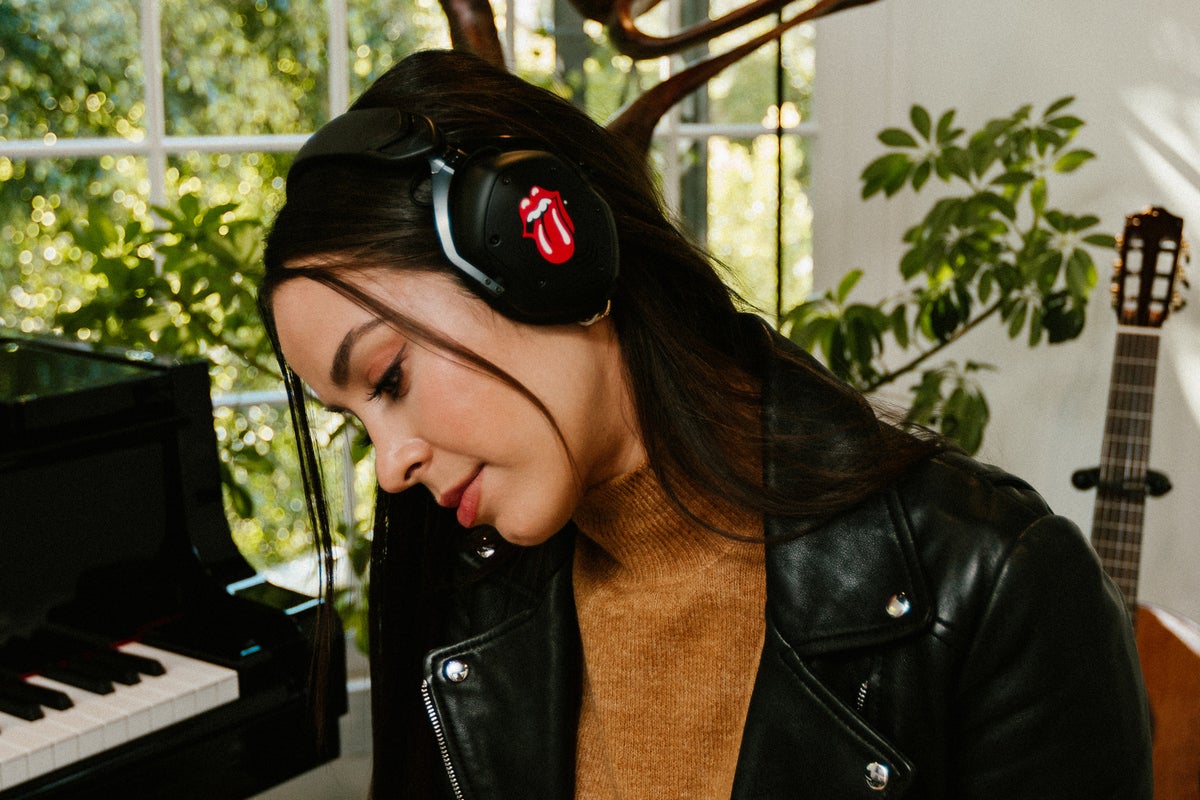 V-moda colabora com os Rolling Stones na edição especial Crossfade 2 Wireless headphones
