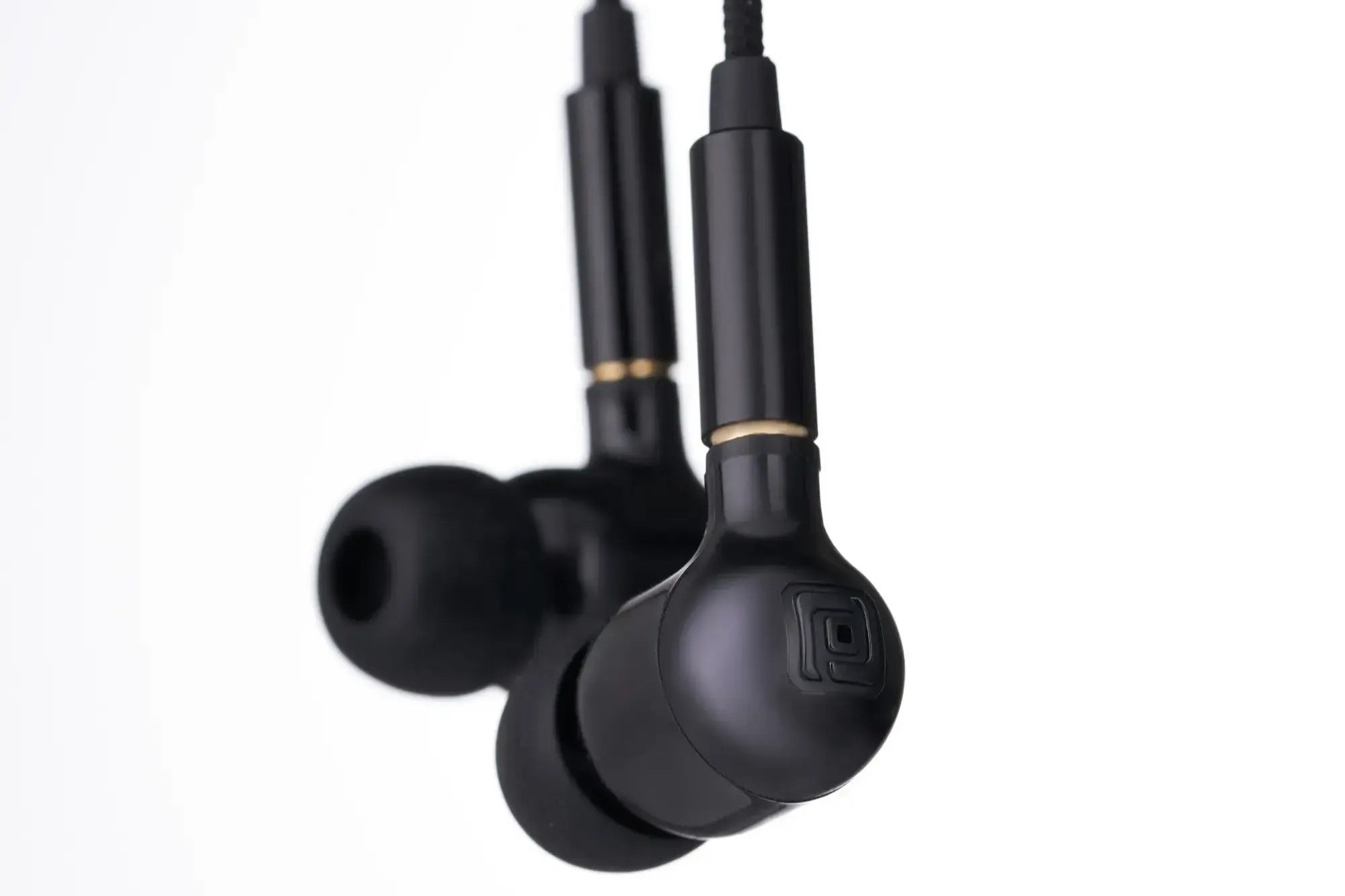 Periodisk Audio Carbon in-ear, trådbundna hörlursrecension: Ny design, samma enastående prestanda