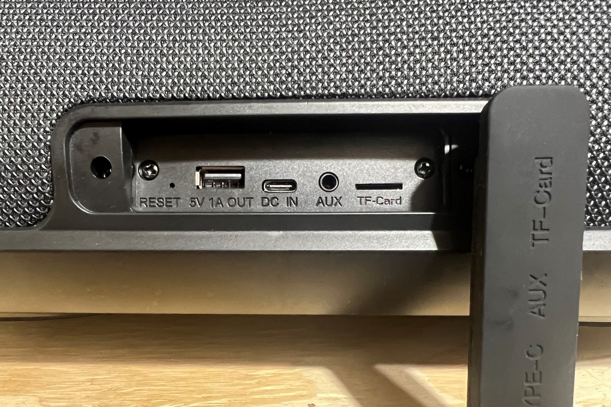 Recensione dell'altoparlante Tronsmart Bang: volume massimo, distorsione minima
