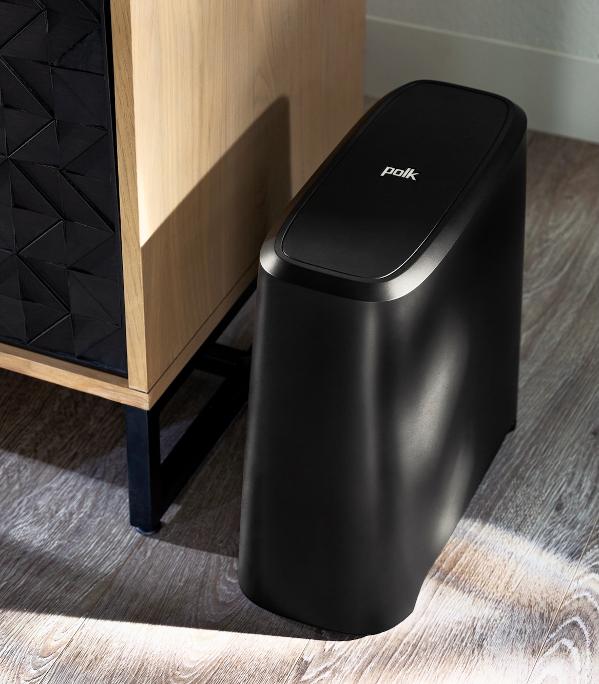 Остання звукова панель Polk Audio містить Dolby Atmos у невеликій упаковці
