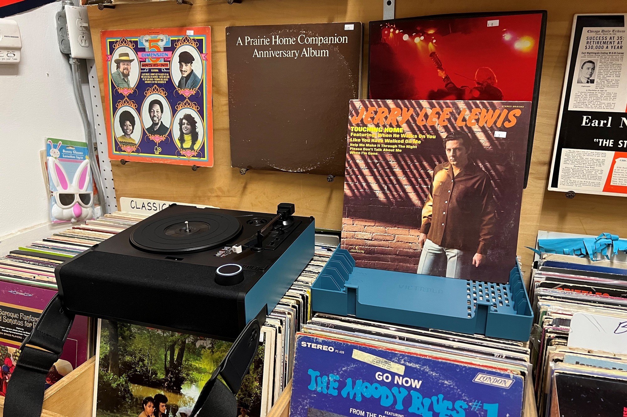 Revue Victrola Revolution Go : Un tourne-disque vraiment portable pour les creuseurs de caisses
