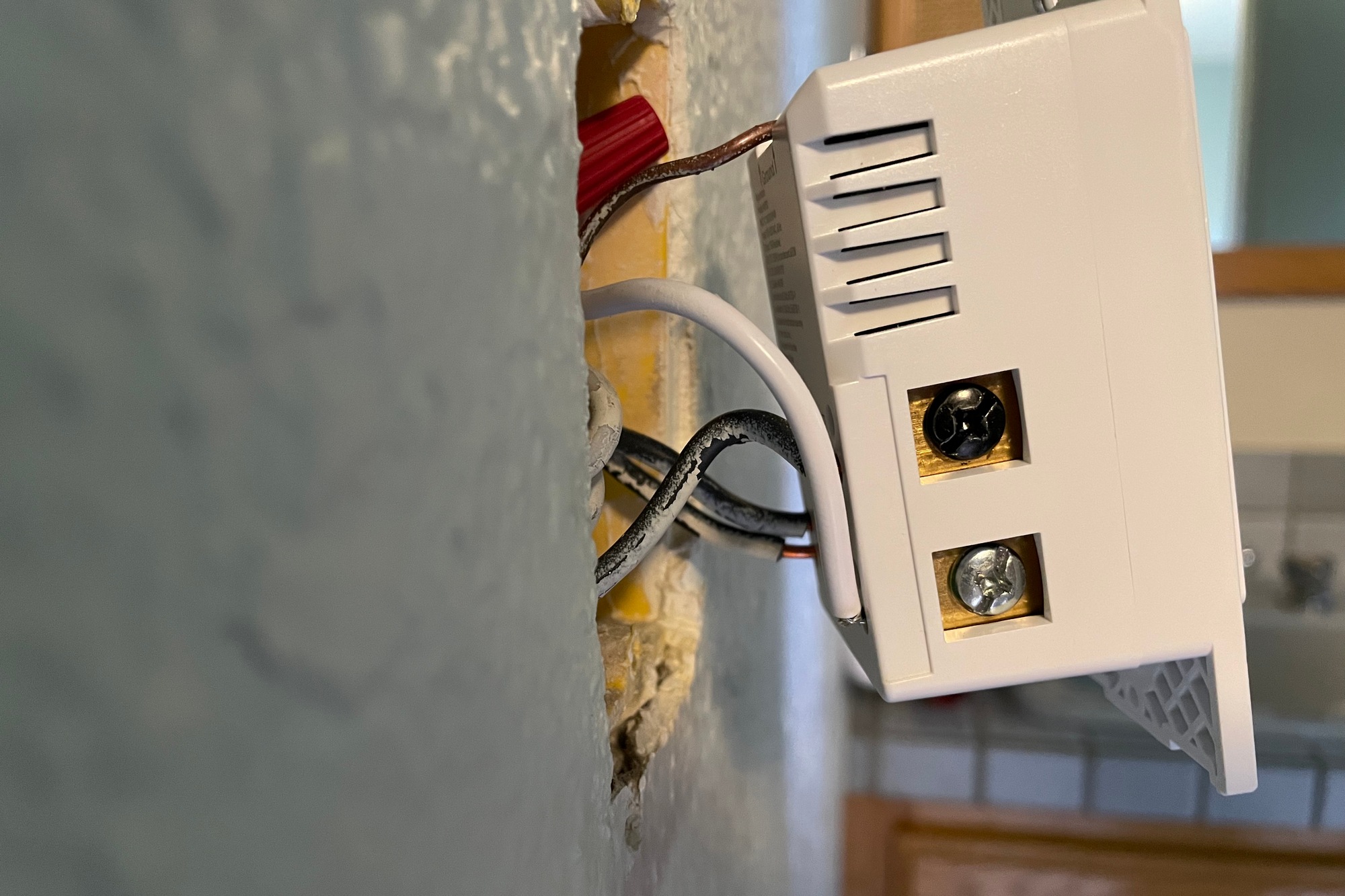 Revisión de Wyze Switch: transforme elegantemente las luces tontas en luces inteligentes a bajo costo