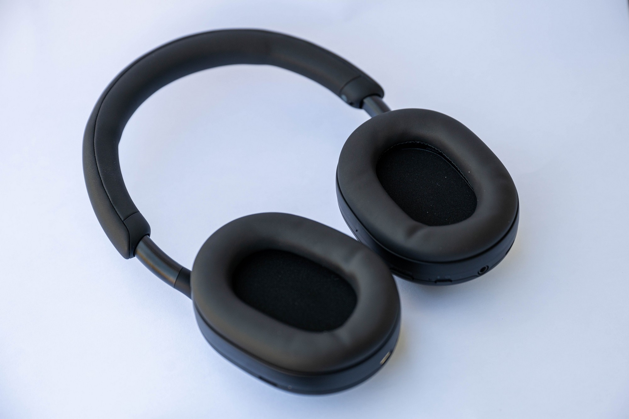 Sony WH-1000XM5 -arvostelu: Sony nostaa rimaa melua vaimentaville kuulokkeille - taas