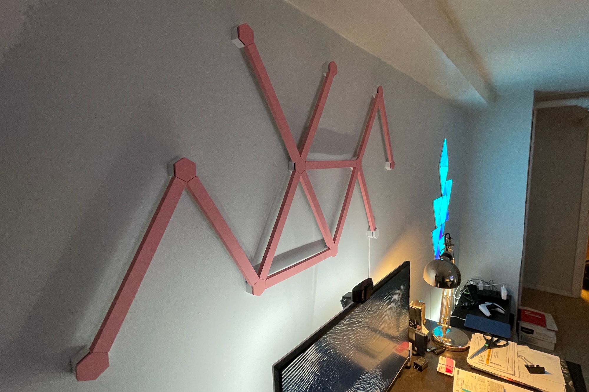 Hands on: Nanoleaf's Lines Skins tar upp företagets senaste smarta lampor