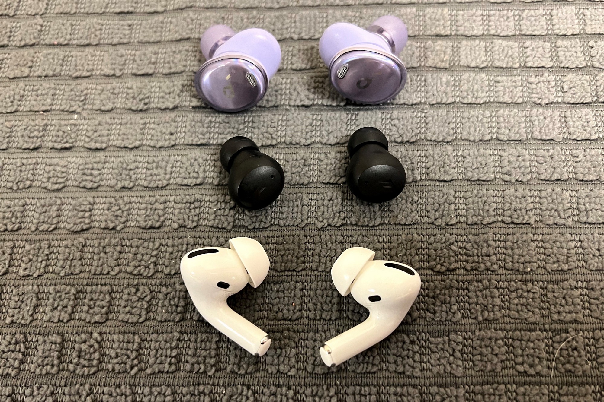1Mer ComfoBuds Mini-recension: Dessa små hörsnäckor levererar förvånansvärt stort ljud