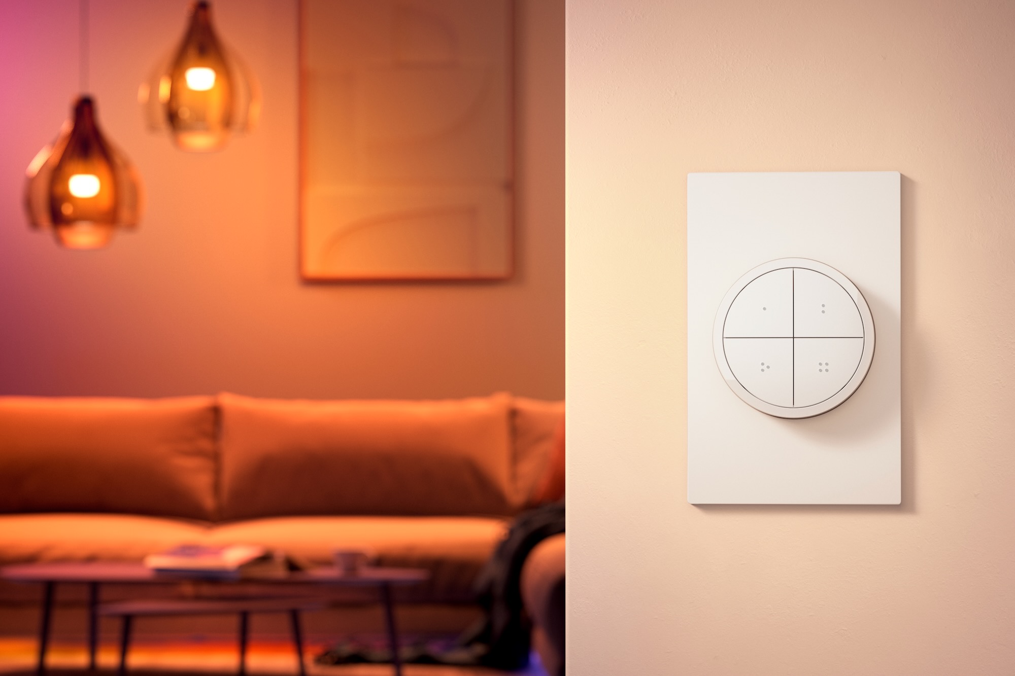 Philips Hue apresenta candeeiro de mesa Go portátil e interruptor Tap renovado