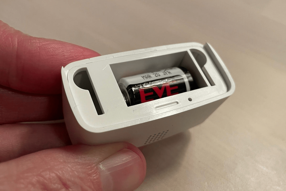 Revue Eve Door and Window : Un capteur de contact compatible Thread pour les utilisateurs de HomeKit